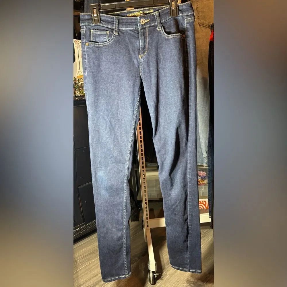 Arizona Super Skinny Jeans 5 Pocket Design Button & Zipper Closu Size 9 Long EPC